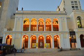 Φωτίστηκε το Δημ. Θέατρο για την Παγκόσμια Ημέρα Πολλαπλής Σκλήρυνσης