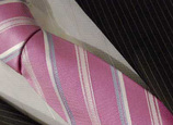Η ροζ γραβάτα …ψάχνεται