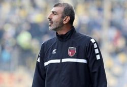 Οφρυδόπουλος: "Αμφίρροπο το πρωτάθλημα της Football League"